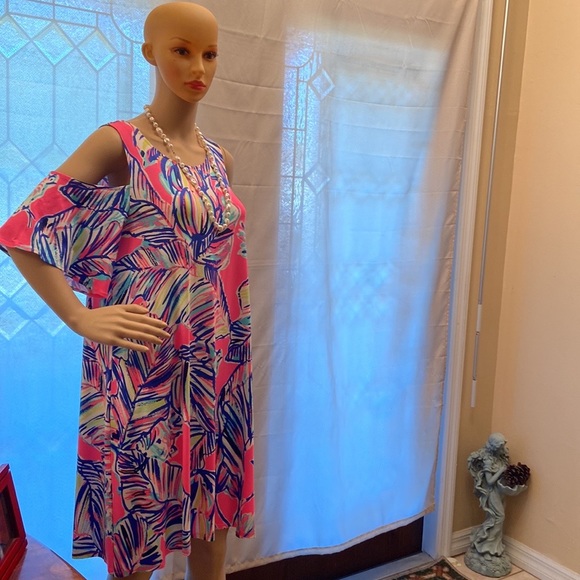 Lily Pulitzer Somerset Dress in Tiki Cabana Craze with cold shoulder size Medium - Picture 11 of 12